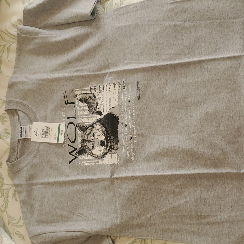 NWT Cabela's Wolf shirt